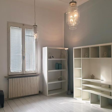 Cleo Tulipano Apartment Фалконара Маритима Екстериор снимка