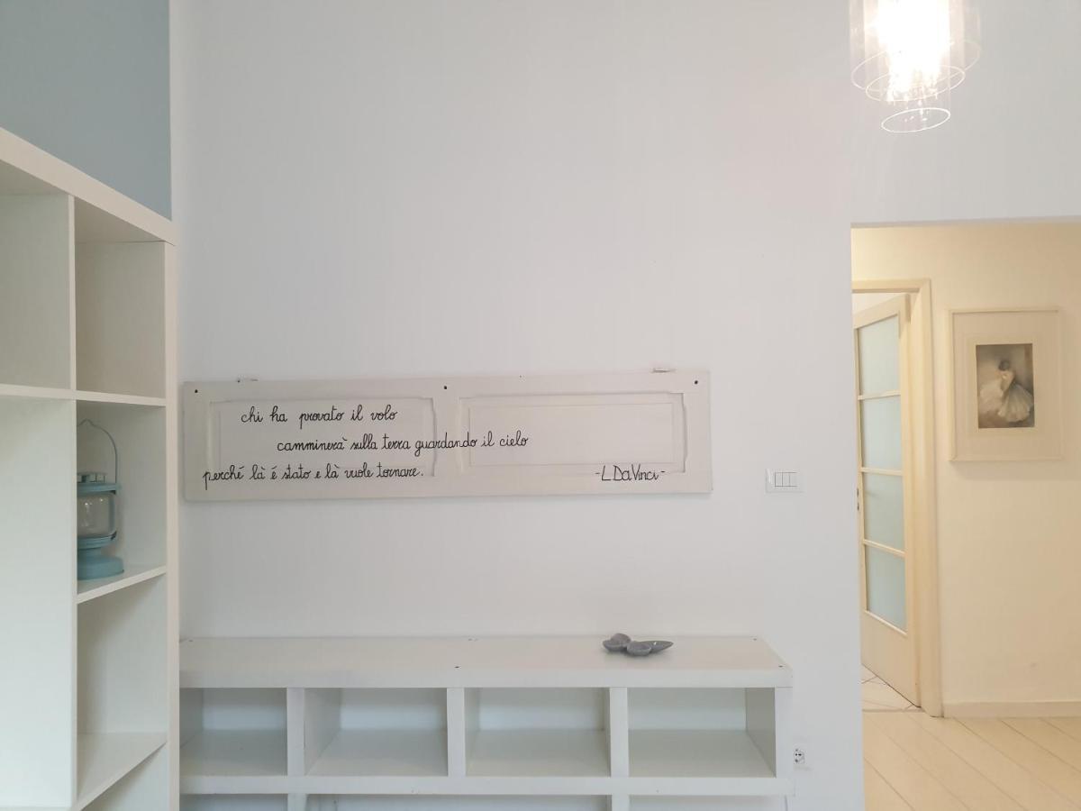 Cleo Tulipano Apartment Фалконара Маритима Екстериор снимка