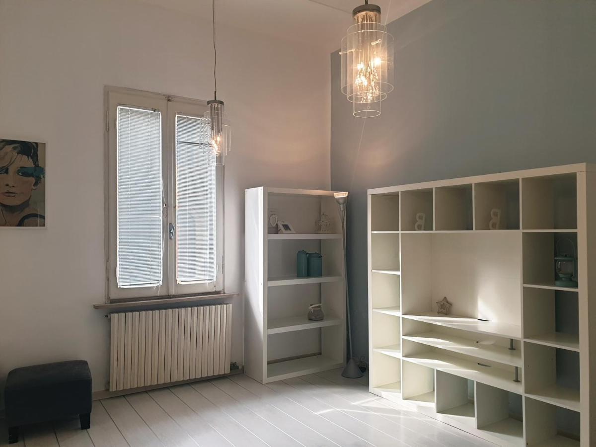 Cleo Tulipano Apartment Фалконара Маритима Екстериор снимка